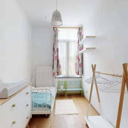 Holiday home Beautiful House In Mons-shape-g00gle Nimy